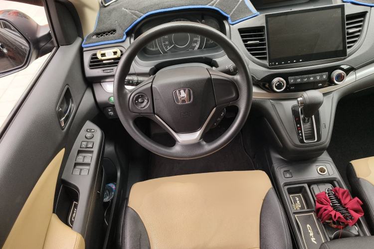 Used Honda CR-V 2016 2.0L two-wheel drive Urban Edition Steering Wheel