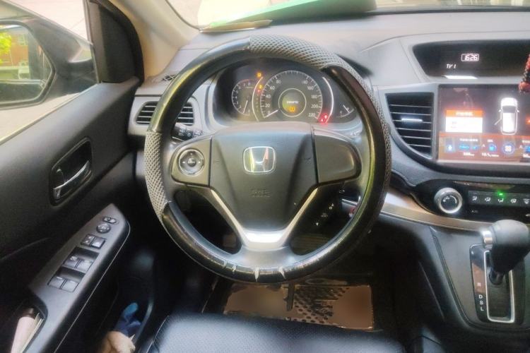 Used Honda CR-V 2016 2.0L two-wheel drive Urban Edition Steering Wheel