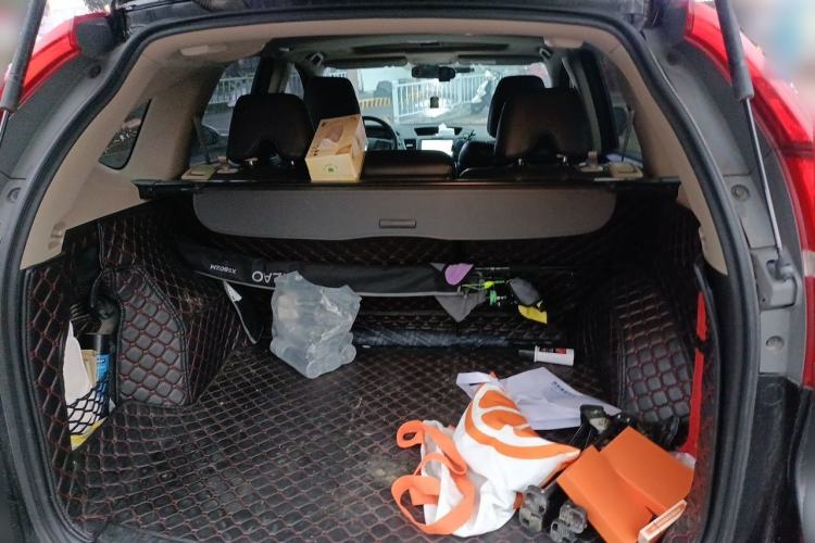 Used Honda CR-V 2016 2.0L two-wheel drive Urban Edition Trunk