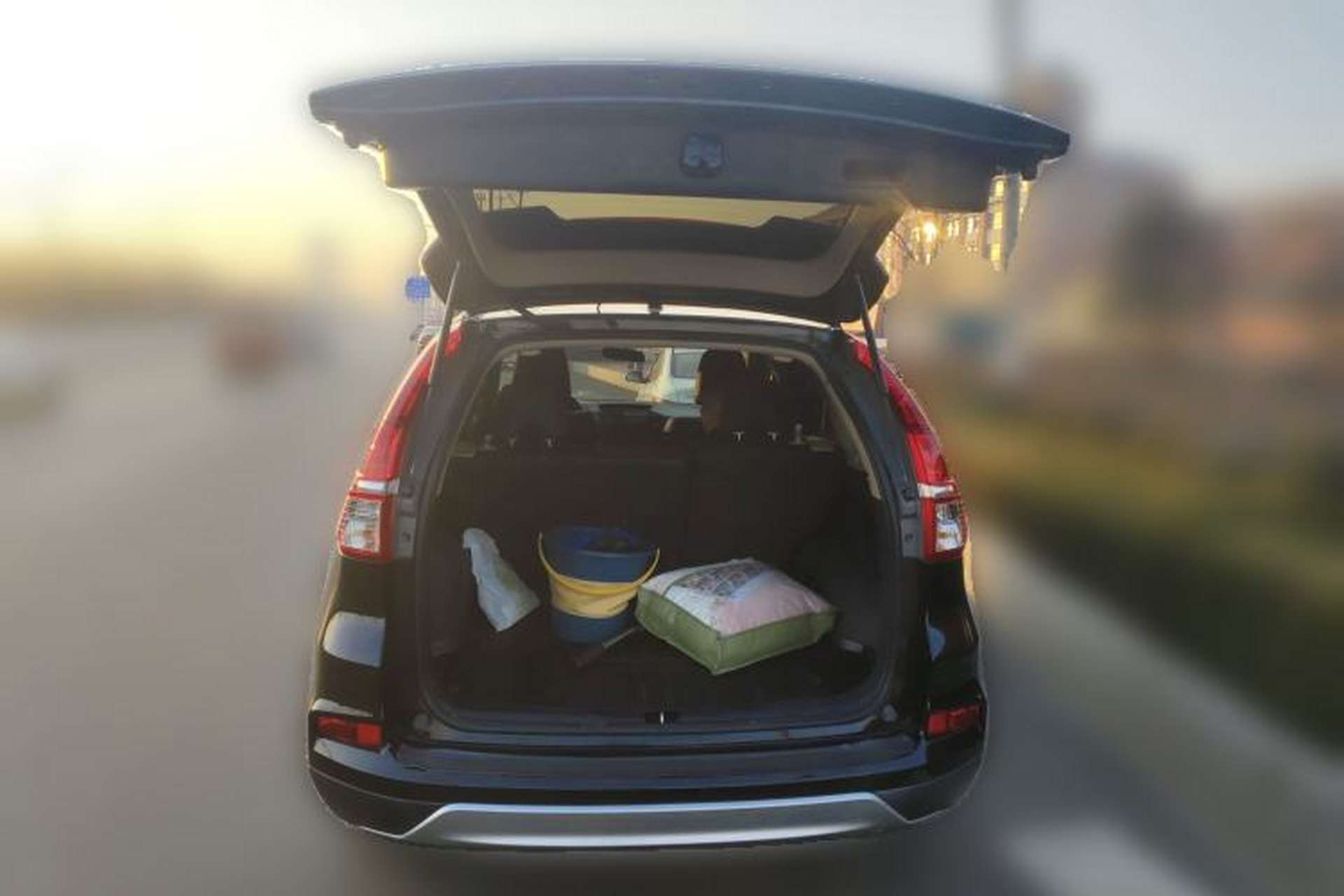 Used Honda CR-V 2016 2.0L two-wheel drive Urban Edition Trunk
