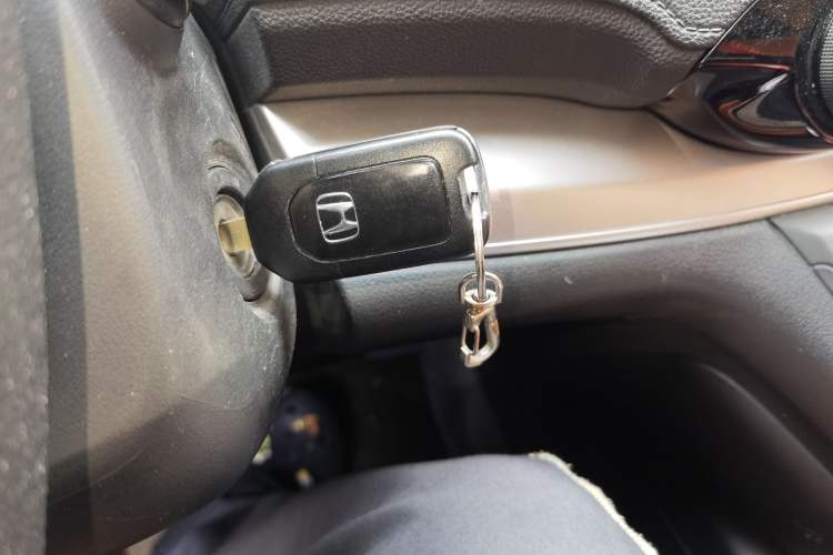 Used Honda CR-V 2016 2.0L two-wheel drive Urban Edition Vehicle Key