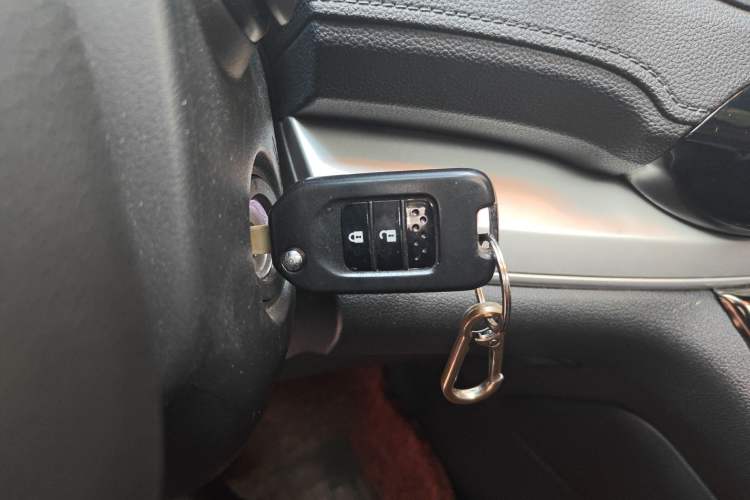 Used Honda CR-V 2016 2.0L two-wheel drive Urban Edition Vehicle Key