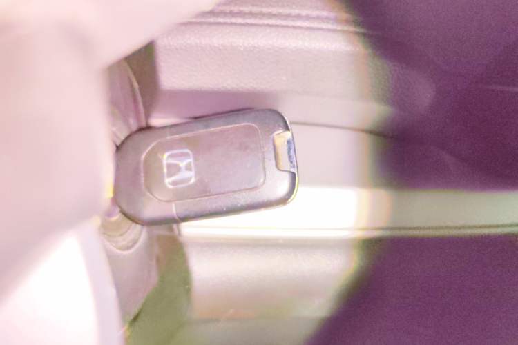 Used Honda CR-V 2016 2.0L two-wheel drive Urban Edition Vehicle Key