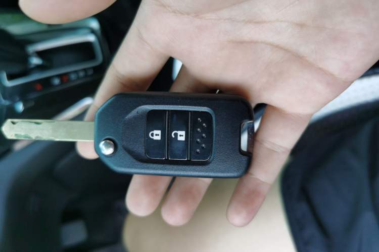 Used Honda CR-V 2016 2.0L two-wheel drive Urban Edition Vehicle Key