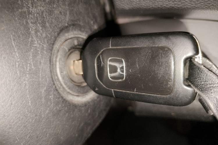 Used Honda CR-V 2016 2.0L two-wheel drive Urban Edition Vehicle Key