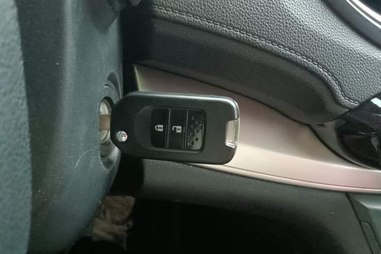 Used Honda CR-V 2016 2.0L two-wheel drive Urban Edition Vehicle Key