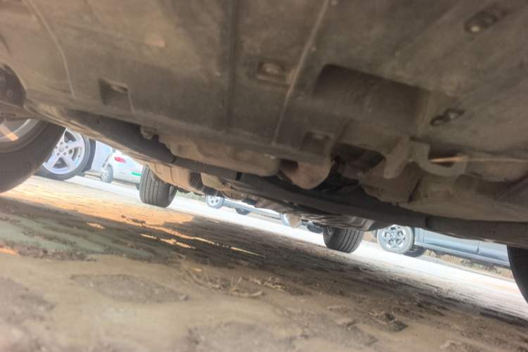 Used Honda CR-V 2016 2.0L two-wheel drive Urban Edition Chassis Front