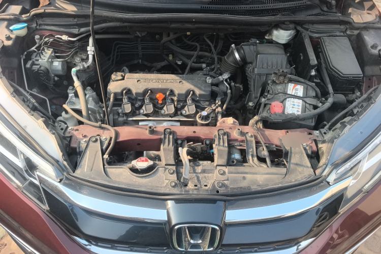 Used Honda CR-V 2016 2.0L two-wheel drive Urban Edition Engine Bay