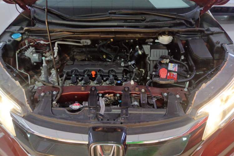Used Honda CR-V 2016 2.0L two-wheel drive Urban Edition Engine Bay