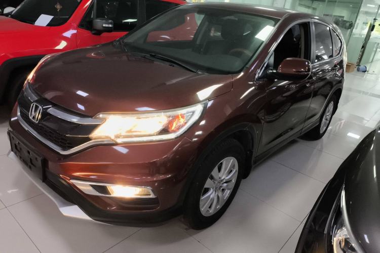 Used Honda CR-V 2016 2.0L two-wheel drive Urban Edition Exterior 3