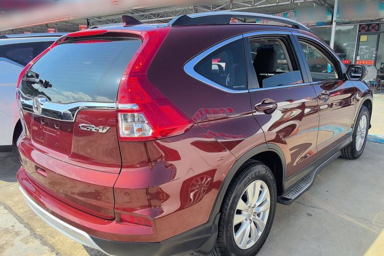 Used Honda CR-V 2016 2.0L two-wheel drive Urban Edition Exterior 3