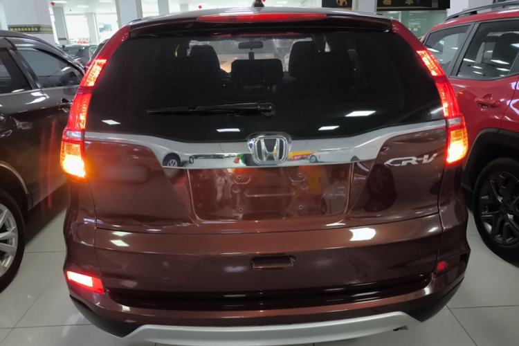 Used Honda CR-V 2016 2.0L two-wheel drive Urban Edition Exterior 4