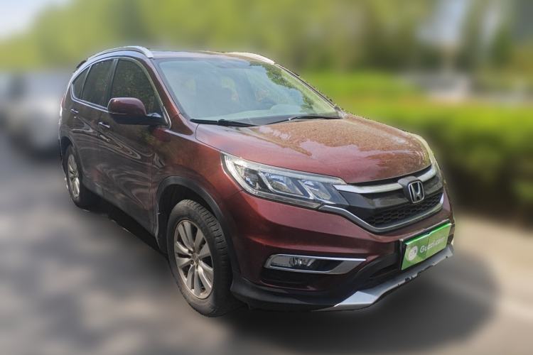 Used Honda CR-V 2016 2.0L two-wheel drive Urban Edition Front Right 45 Deg