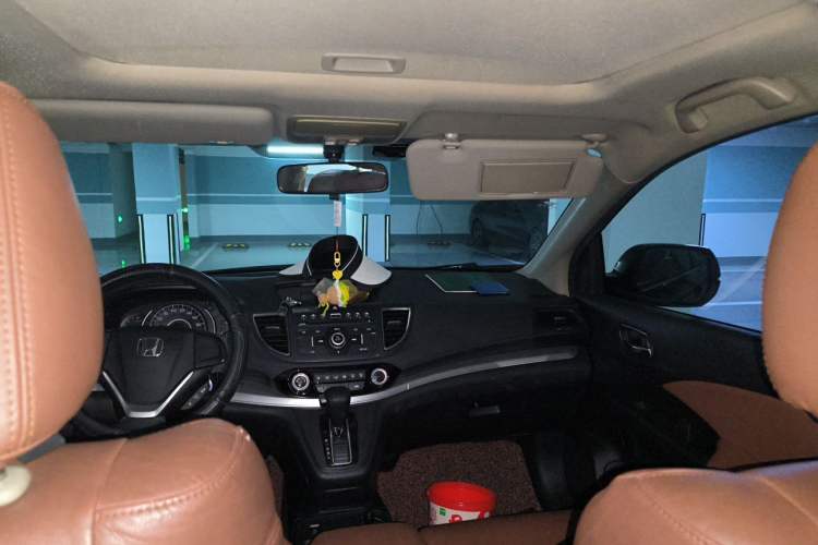 Used Honda CR-V 2016 2.0L two-wheel drive Urban Edition Headliner