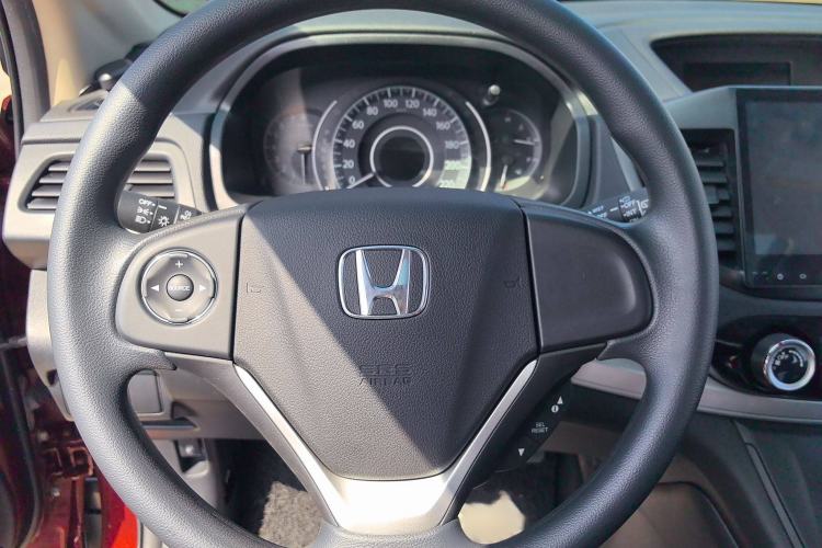 Used Honda CR-V 2016 2.0L two-wheel drive Urban Edition Interior 5
