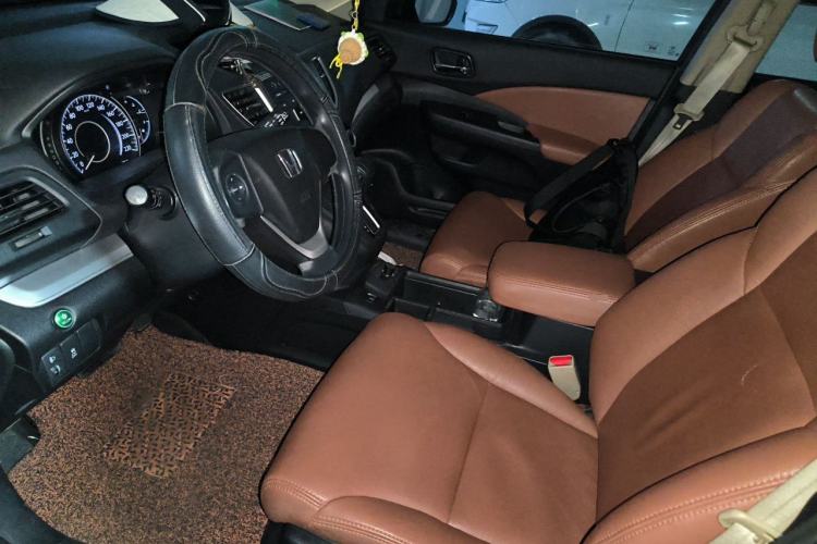 Used Honda CR-V 2016 2.0L two-wheel drive Urban Edition Left Front Seat