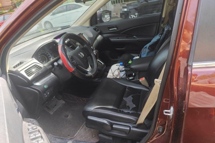 Used Honda CR-V 2016 2.0L two-wheel drive Urban Edition Left Front Seat