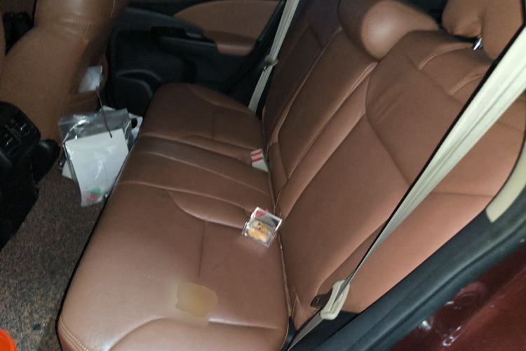Used Honda CR-V 2016 2.0L two-wheel drive Urban Edition Left Rear Seat