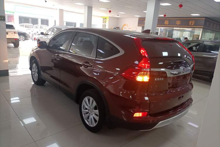 Used Honda CR-V 2016 2.0L two-wheel drive Urban Edition Rear Left 45 Deg