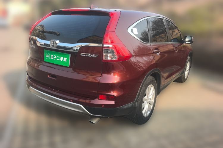 Used Honda CR-V 2016 2.0L two-wheel drive Urban Edition Rear Right 45 Deg