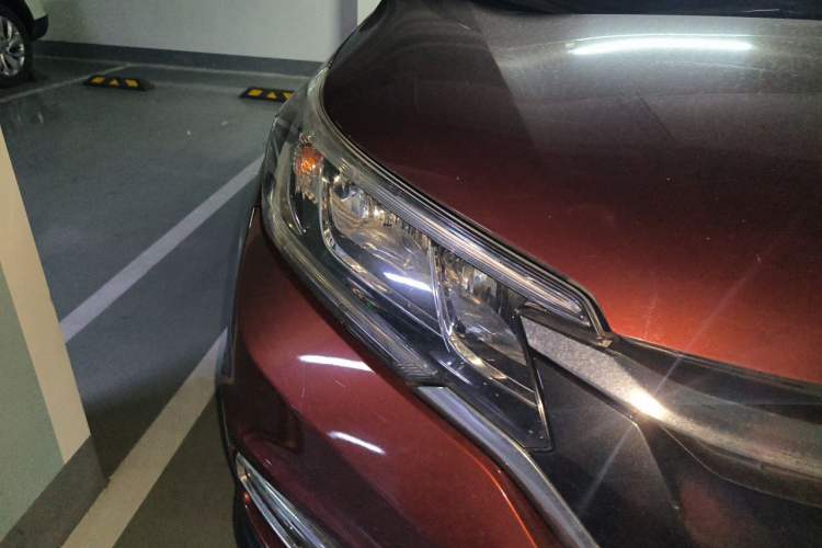 Used Honda CR-V 2016 2.0L two-wheel drive Urban Edition Right Front Headlight