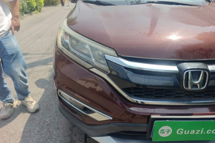 Used Honda CR-V 2016 2.0L two-wheel drive Urban Edition Right Front Headlight