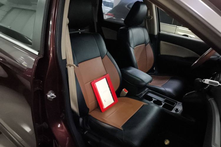 Used Honda CR-V 2016 2.0L two-wheel drive Urban Edition Right Front Seat