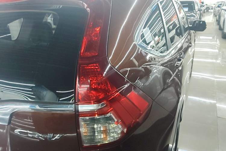 Used Honda CR-V 2016 2.0L two-wheel drive Urban Edition Right Rear Taillight