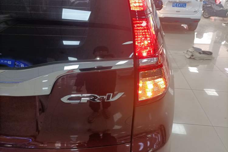 Used Honda CR-V 2016 2.0L two-wheel drive Urban Edition Right Rear Taillight