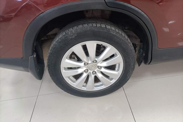 Used Honda CR-V 2016 2.0L two-wheel drive Urban Edition Right Rear Wheel Hub