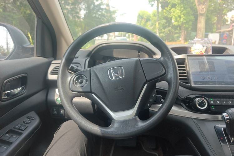 Used Honda CR-V 2016 2.0L two-wheel drive Urban Edition Steering Wheel