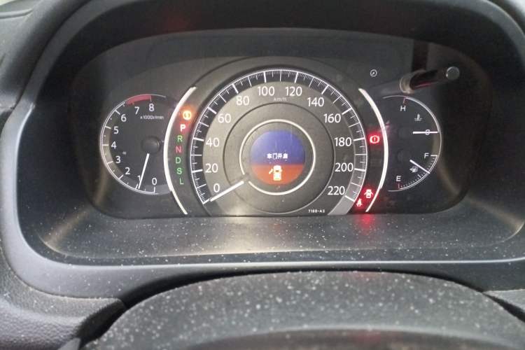 Used Honda CR-V 2016 2.0L two-wheel drive Urban Edition Instrument Cluster