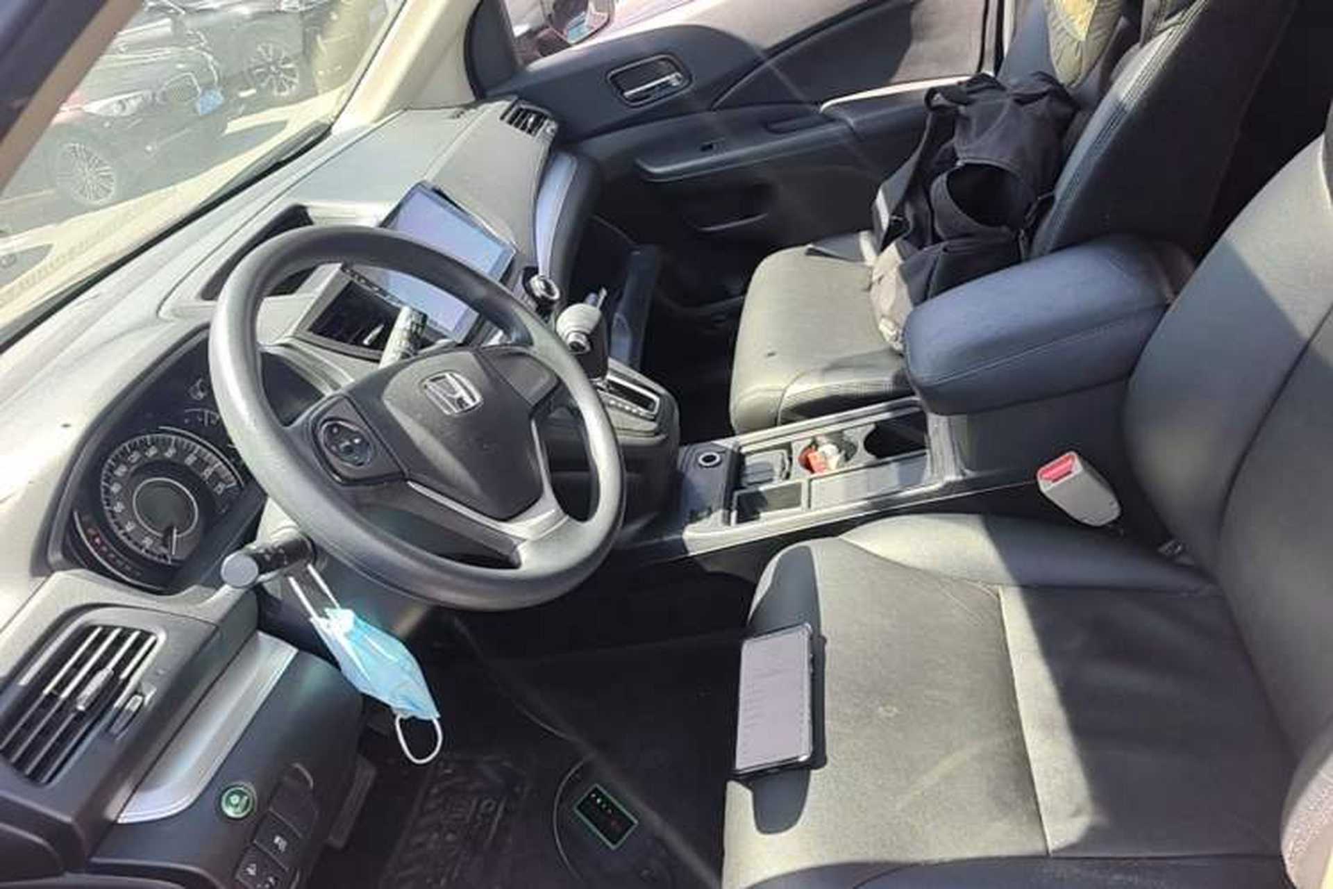 Used Honda CR-V 2016 2.0L two-wheel drive Urban Edition Left Front Seat