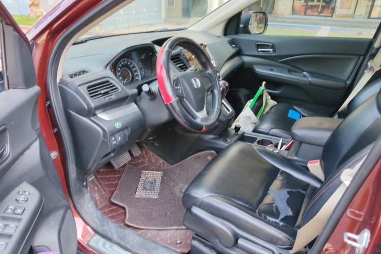 Used Honda CR-V 2016 2.0L two-wheel drive Urban Edition Driver Seat
