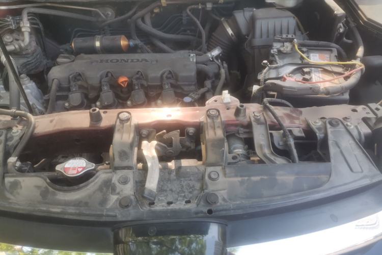 Used Honda CR-V 2016 2.0L two-wheel drive Urban Edition Engine Bay