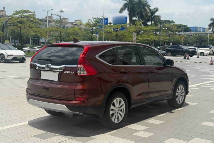 Used Honda CR-V 2016 2.0L two-wheel drive Urban Edition Exterior 10