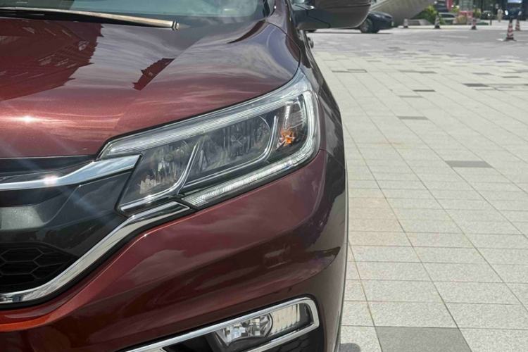 Used Honda CR-V 2016 2.0L two-wheel drive Urban Edition Exterior 12
