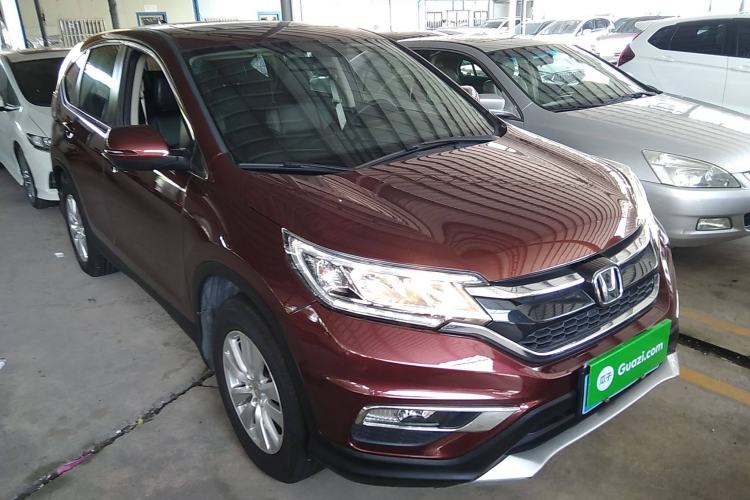 Used Honda CR-V 2016 2.0L two-wheel drive Urban Edition Front Right 45 Deg