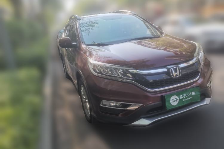 Used Honda CR-V 2016 2.0L two-wheel drive Urban Edition Front Right 45 Deg