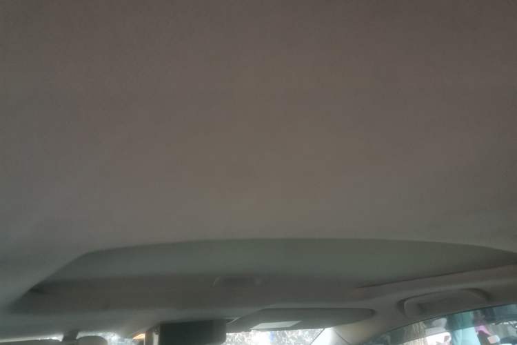 Used Honda CR-V 2016 2.0L two-wheel drive Urban Edition Headliner