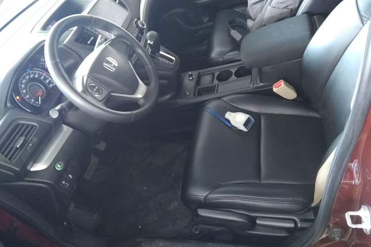Used Honda CR-V 2016 2.0L two-wheel drive Urban Edition Left Front Seat