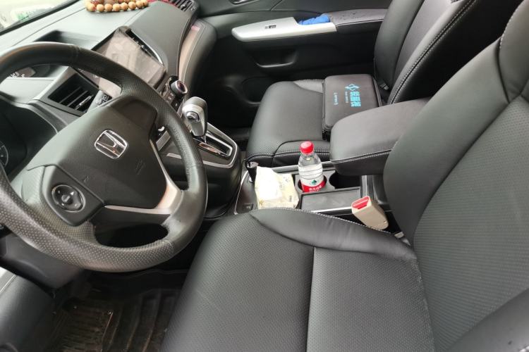 Used Honda CR-V 2016 2.0L two-wheel drive Urban Edition Left Front Seat