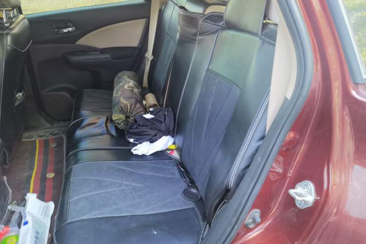 Used Honda CR-V 2016 2.0L two-wheel drive Urban Edition Left Rear Seat