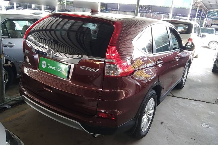 Used Honda CR-V 2016 2.0L two-wheel drive Urban Edition Rear Right 45 Deg