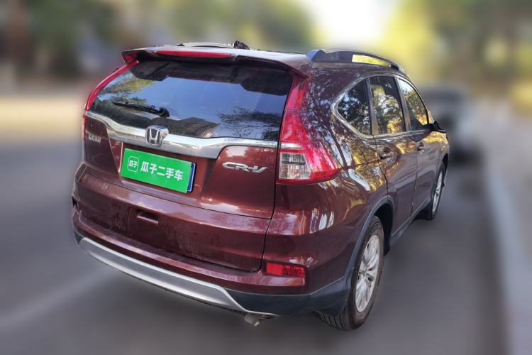 Used Honda CR-V 2016 2.0L two-wheel drive Urban Edition Rear Right 45 Deg