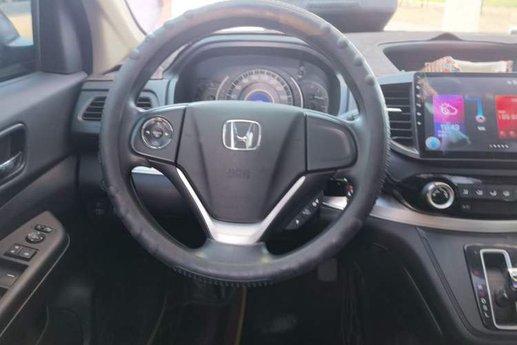 Used Honda CR-V 2016 2.0L two-wheel drive Urban Edition Steering Wheel