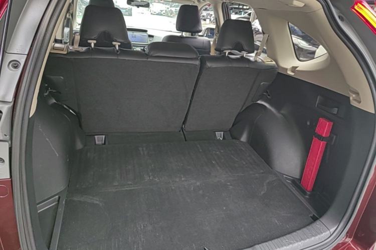 Used Honda CR-V 2016 2.0L two-wheel drive Urban Edition Trunk