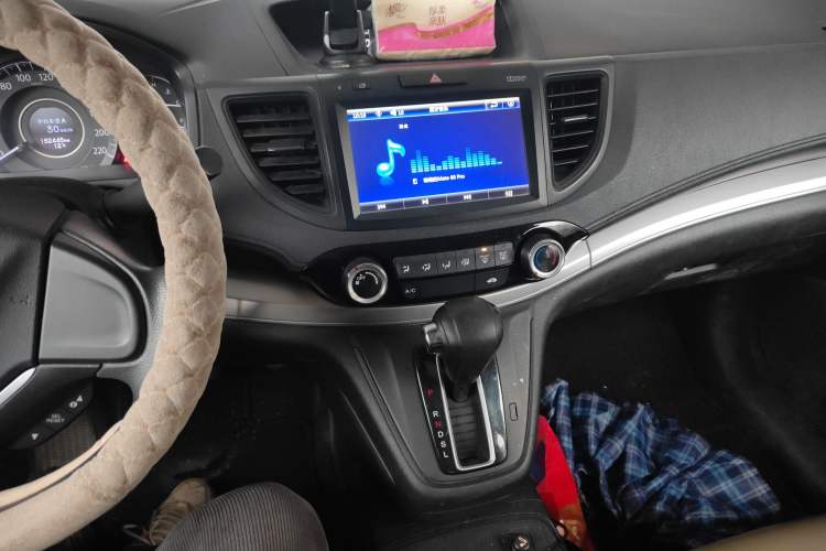 Used Honda CR-V 2016 2.0L Two-Wheel Drive Classic Edition Audio And AC Panel