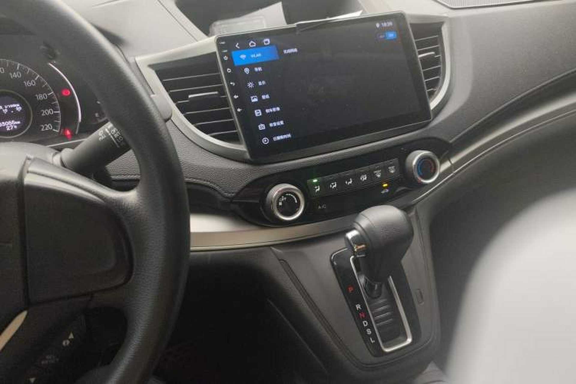 Used Honda CR-V 2016 2.0L Two-Wheel Drive Classic Edition Audio And AC Panel