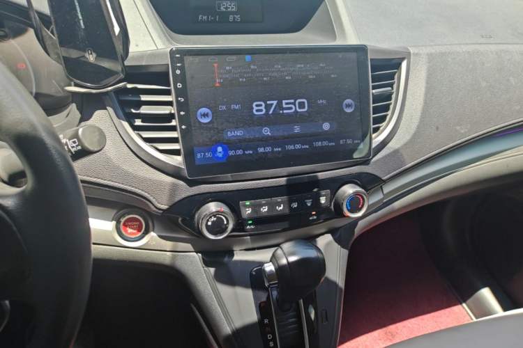 Used Honda CR-V 2016 2.0L Two-Wheel Drive Classic Edition Audio And AC Panel